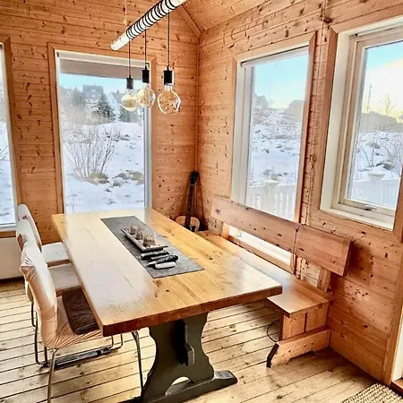 Дом отдыха Arctic Getaway - King Crab Welcome Gift *