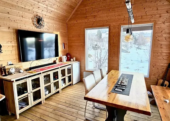 Arctic Getaway Sorvagen 度假居